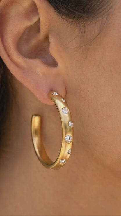 Always Chic Hoops